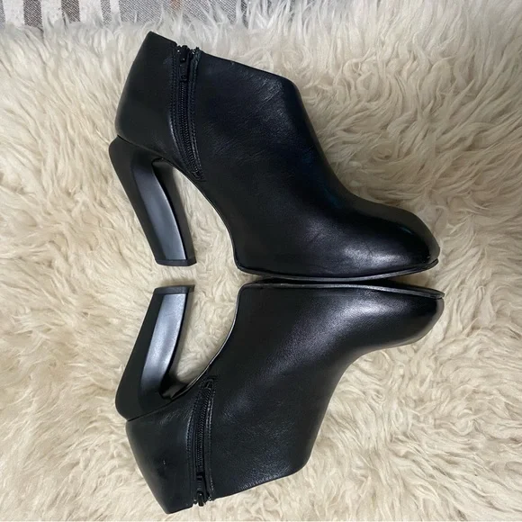 John Fluevog Shaguar - Picture 8 of 16